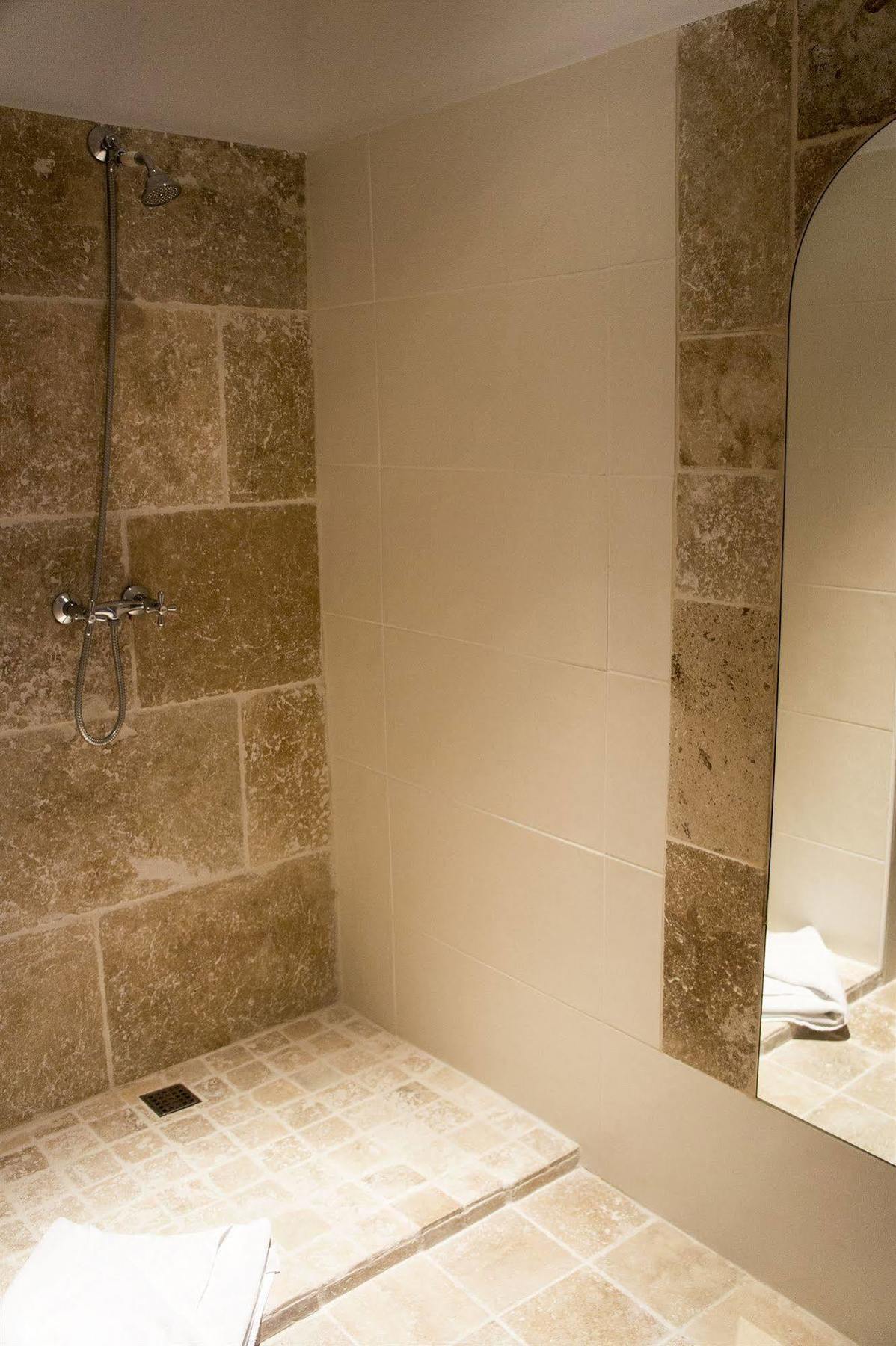 Hotel De France - Hotel De Charme En Provence Saint-Maximin-la-Sainte-Baume Ngoại thất bức ảnh