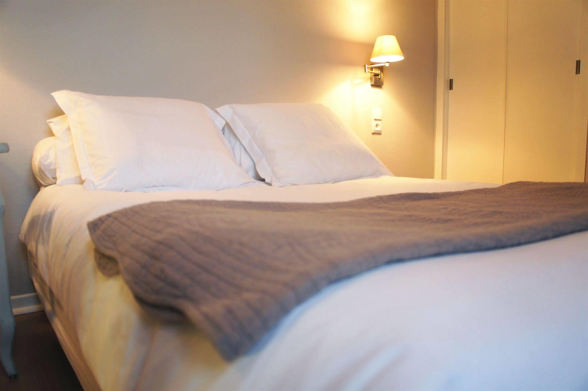 Hotel De France - Hotel De Charme En Provence Saint-Maximin-la-Sainte-Baume Ngoại thất bức ảnh