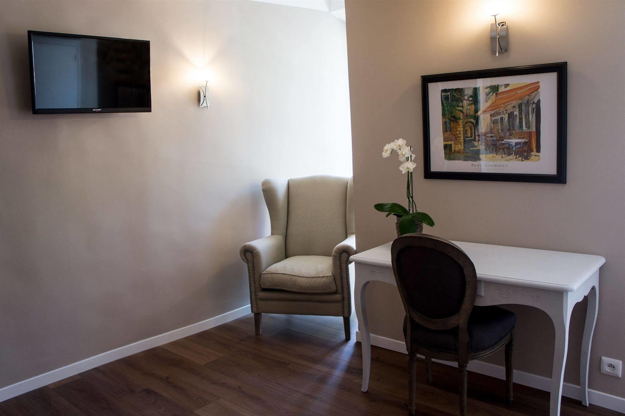 Hotel De France - Hotel De Charme En Provence Saint-Maximin-la-Sainte-Baume Ngoại thất bức ảnh
