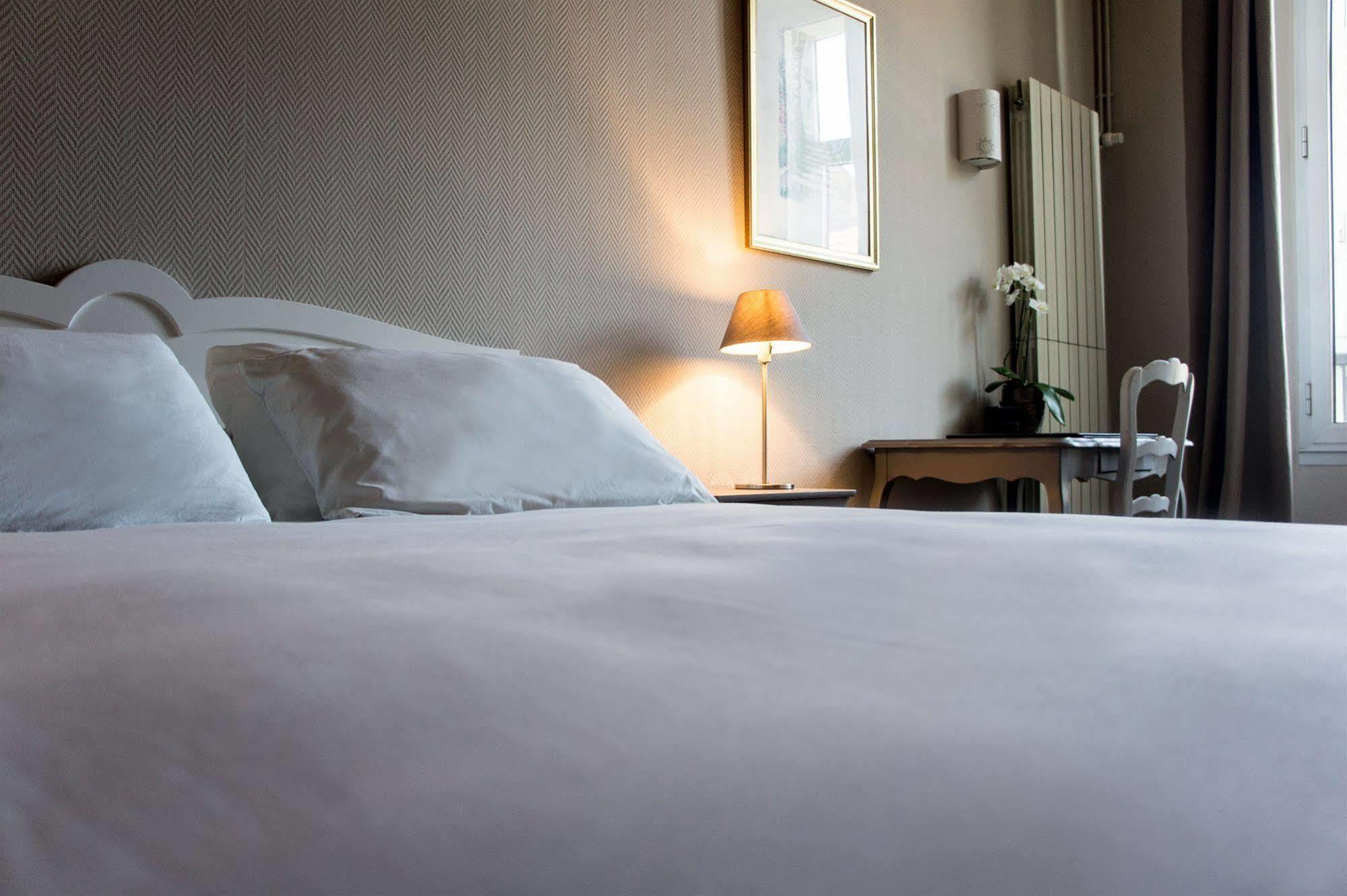 Hotel De France - Hotel De Charme En Provence Saint-Maximin-la-Sainte-Baume Ngoại thất bức ảnh