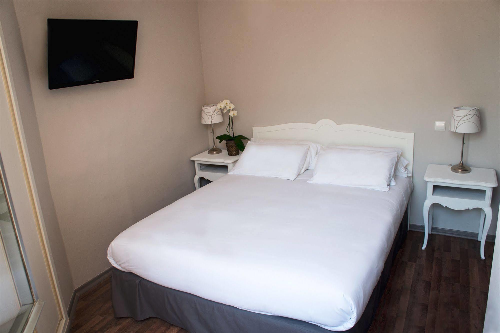 Hotel De France - Hotel De Charme En Provence Saint-Maximin-la-Sainte-Baume Ngoại thất bức ảnh