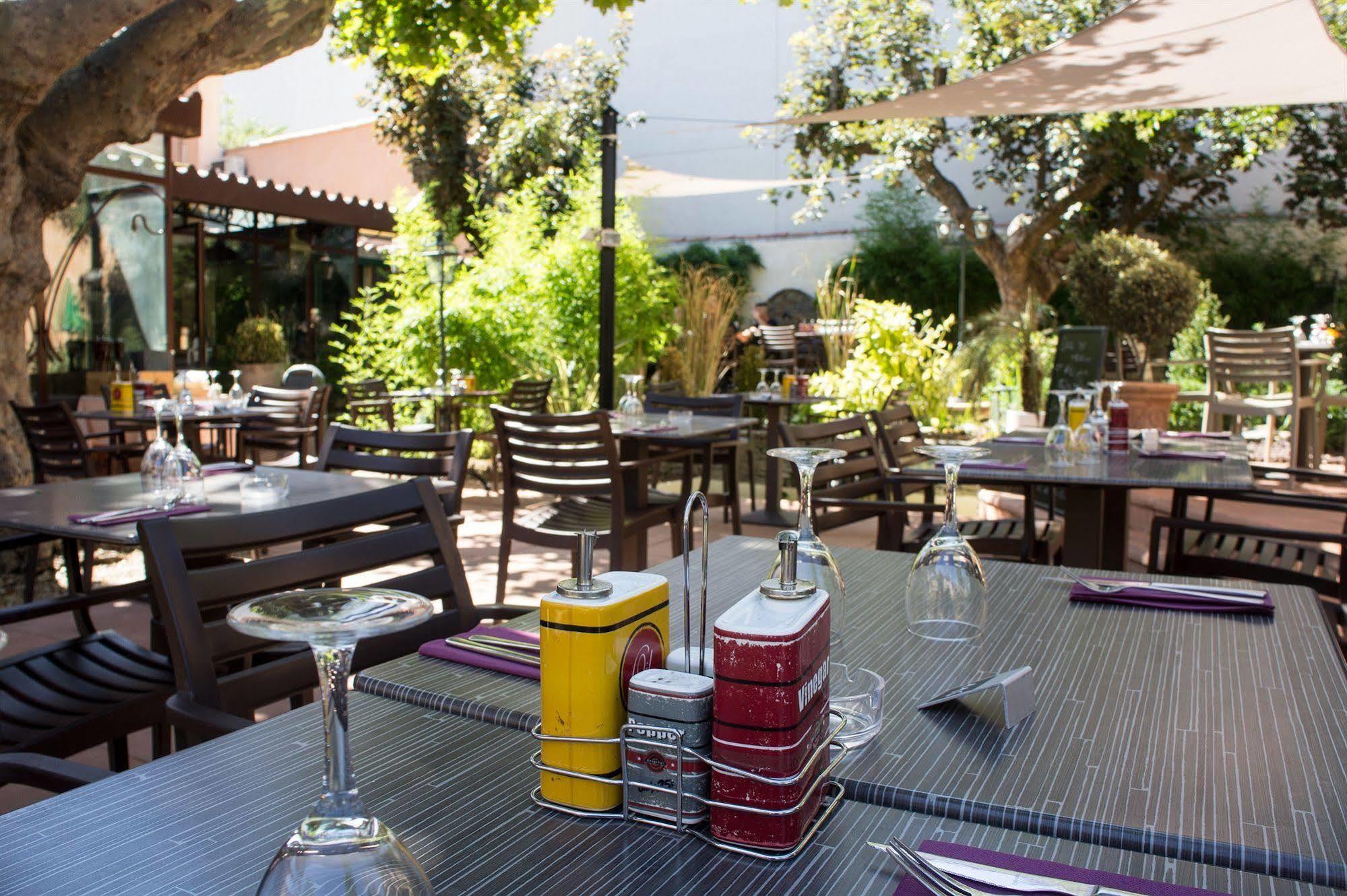 Hotel De France - Hotel De Charme En Provence Saint-Maximin-la-Sainte-Baume Ngoại thất bức ảnh